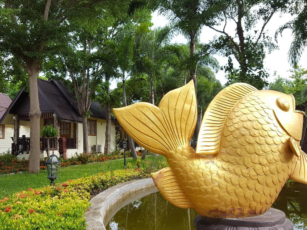 Prachuap Garden View Resort Prachuap Khiri Khan Exterior photo