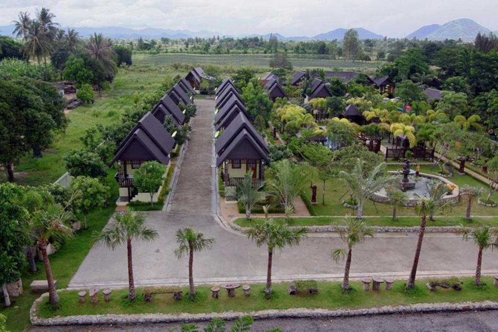 Prachuap Garden View Resort Prachuap Khiri Khan Exterior photo
