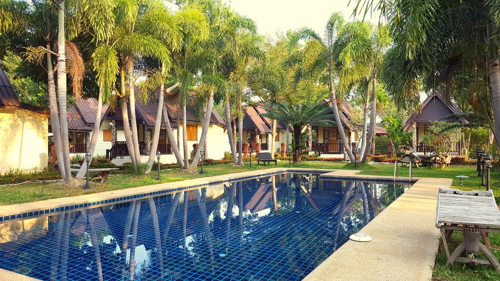 Prachuap Garden View Resort Prachuap Khiri Khan Exterior photo