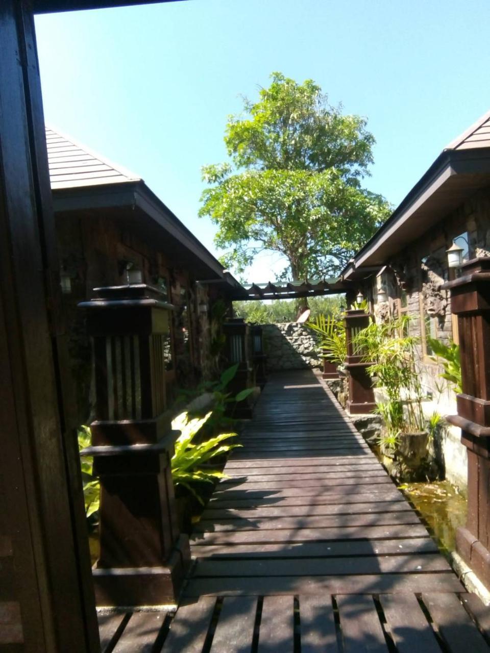 Prachuap Garden View Resort Prachuap Khiri Khan Exterior photo