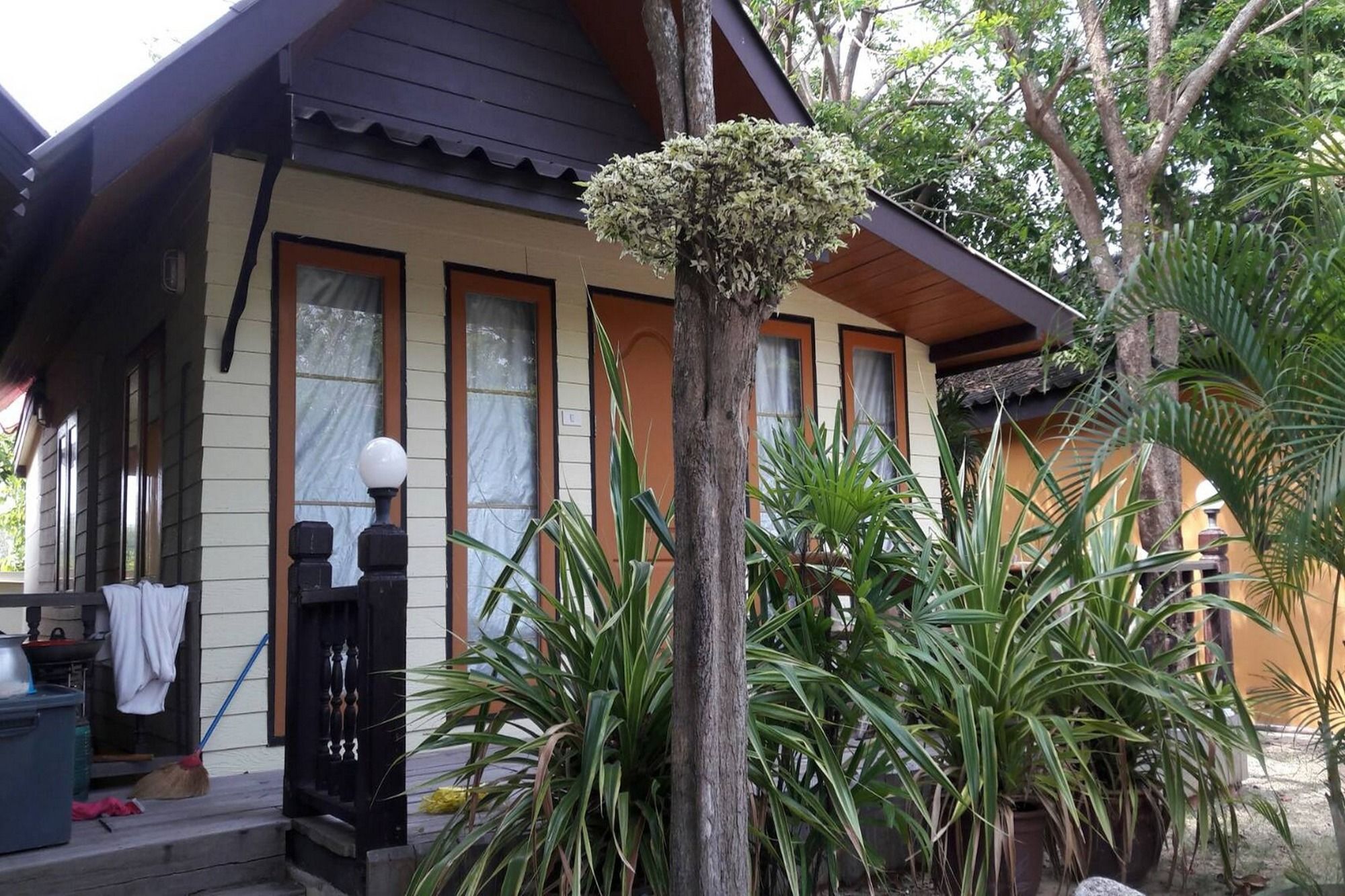 Prachuap Garden View Resort Prachuap Khiri Khan Exterior photo